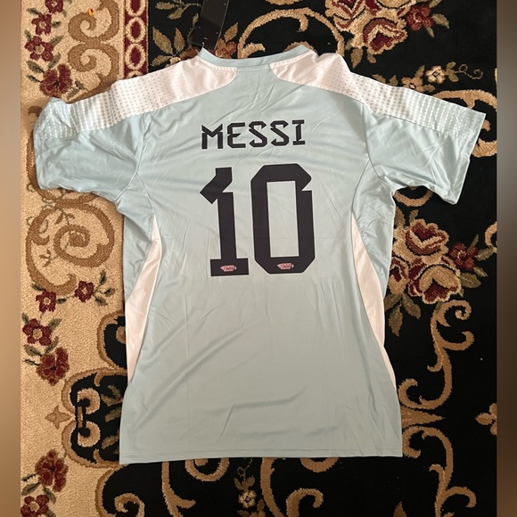 Messi - Picture 2 of 2